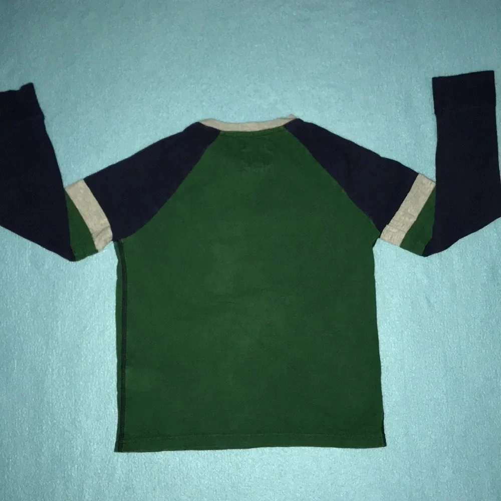 𝅺GAP KIDS long sleeve crewneck color block style soft cotton size S